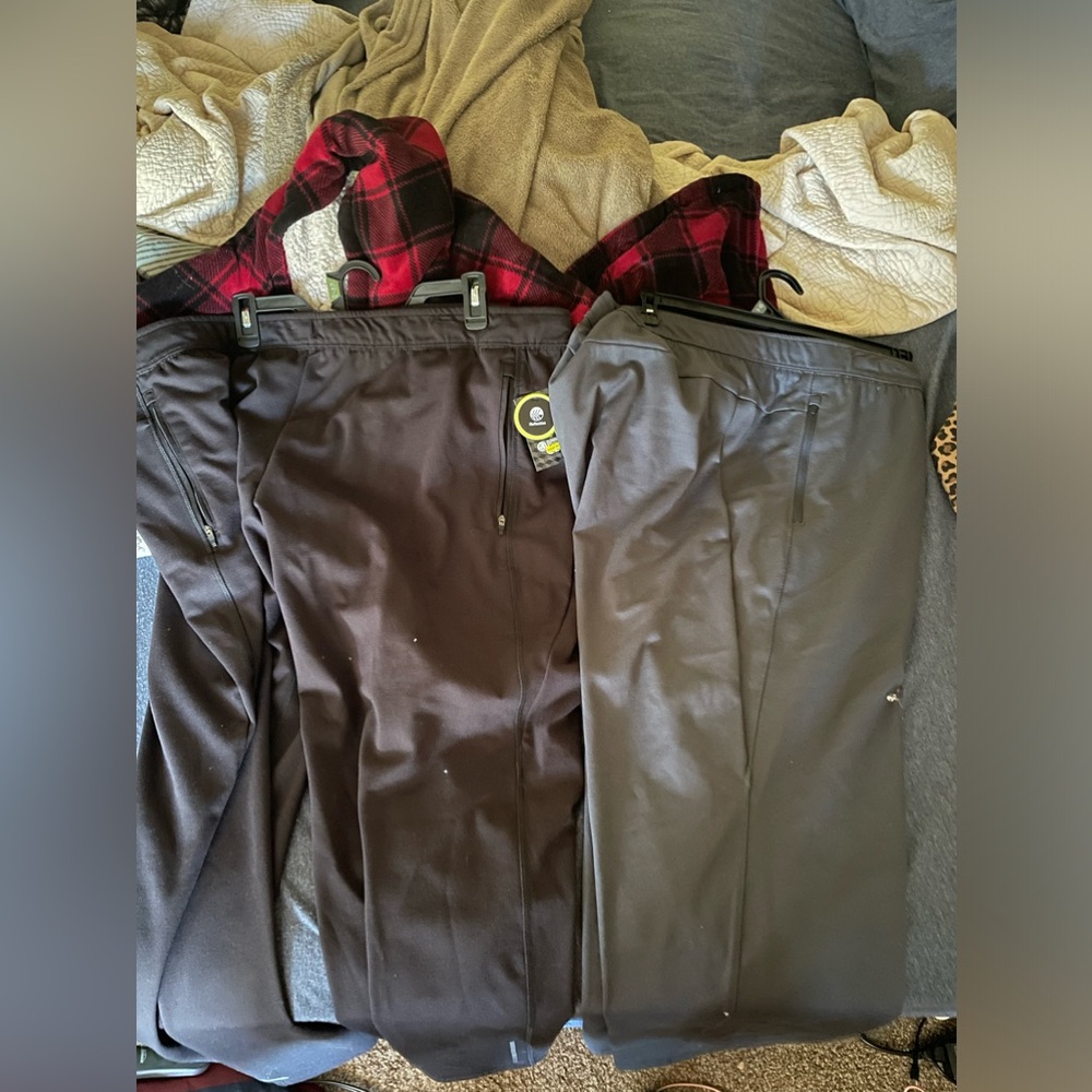 Sweatpants (2 pairs)